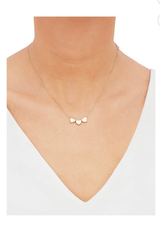 Cadena de oro 10k con dijes de Corazones Mom y Love