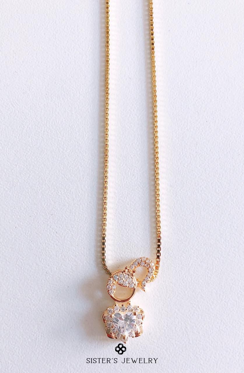 Cadena con dije de niños, plata925 y zircones
