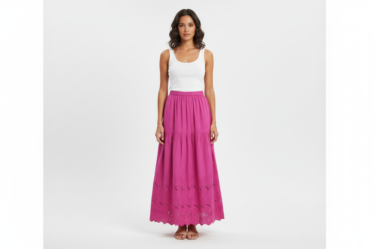 Falda Larga color Fucsia con Tira Bordada en la Parte de Abajo, Talla XL