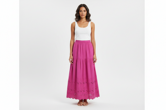 Falda Larga color Fucsia con Tira Bordada en la Parte de Abajo, Talla XL