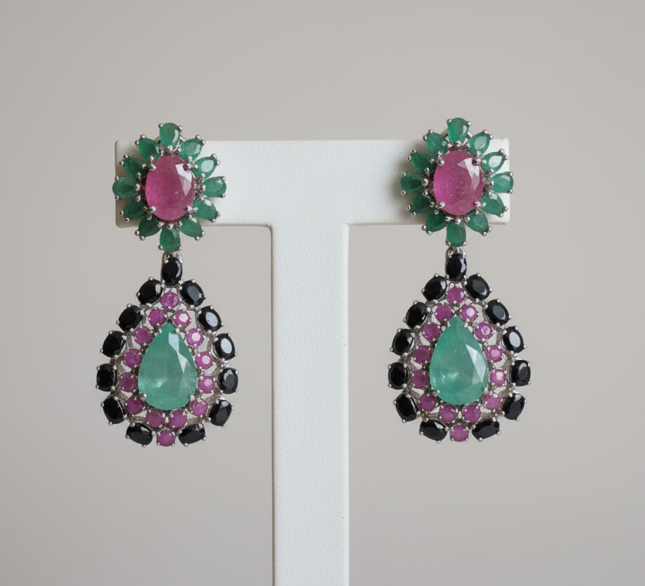 Aretes largos en plata925 esmeraldas, zafiros y rubíes naturales