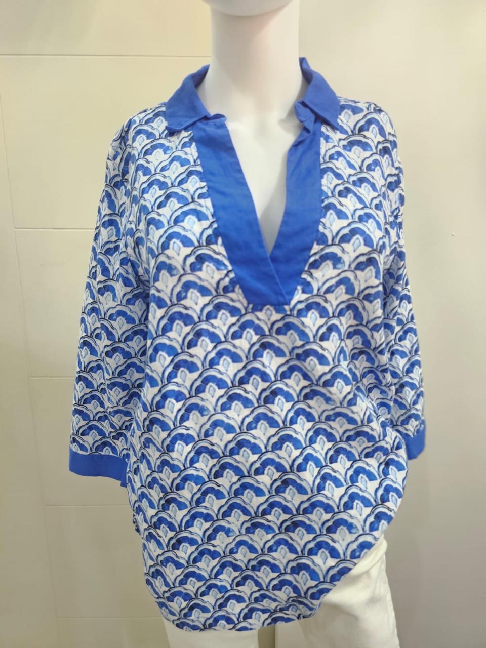Sigrid Olsen Blusa manga corta estampada en tonos azules de lino