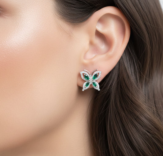 Mismatched de mariposa verde