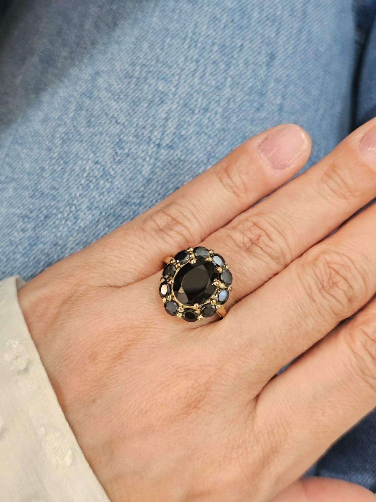 Marcella anillo de Onyx natural en plata925 con baño de oro de 14k, Talla 8