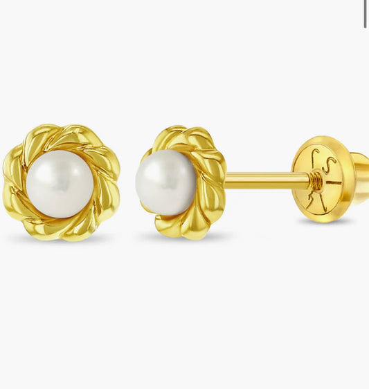 Aritos en oro de 14k con rosca de seguridad, ideal para niña o piercing, perlita