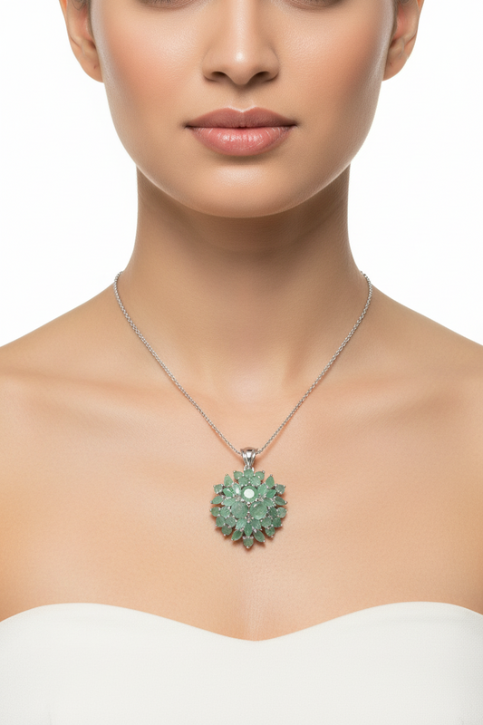 Dije en plata925 con esmeraldas naturales
