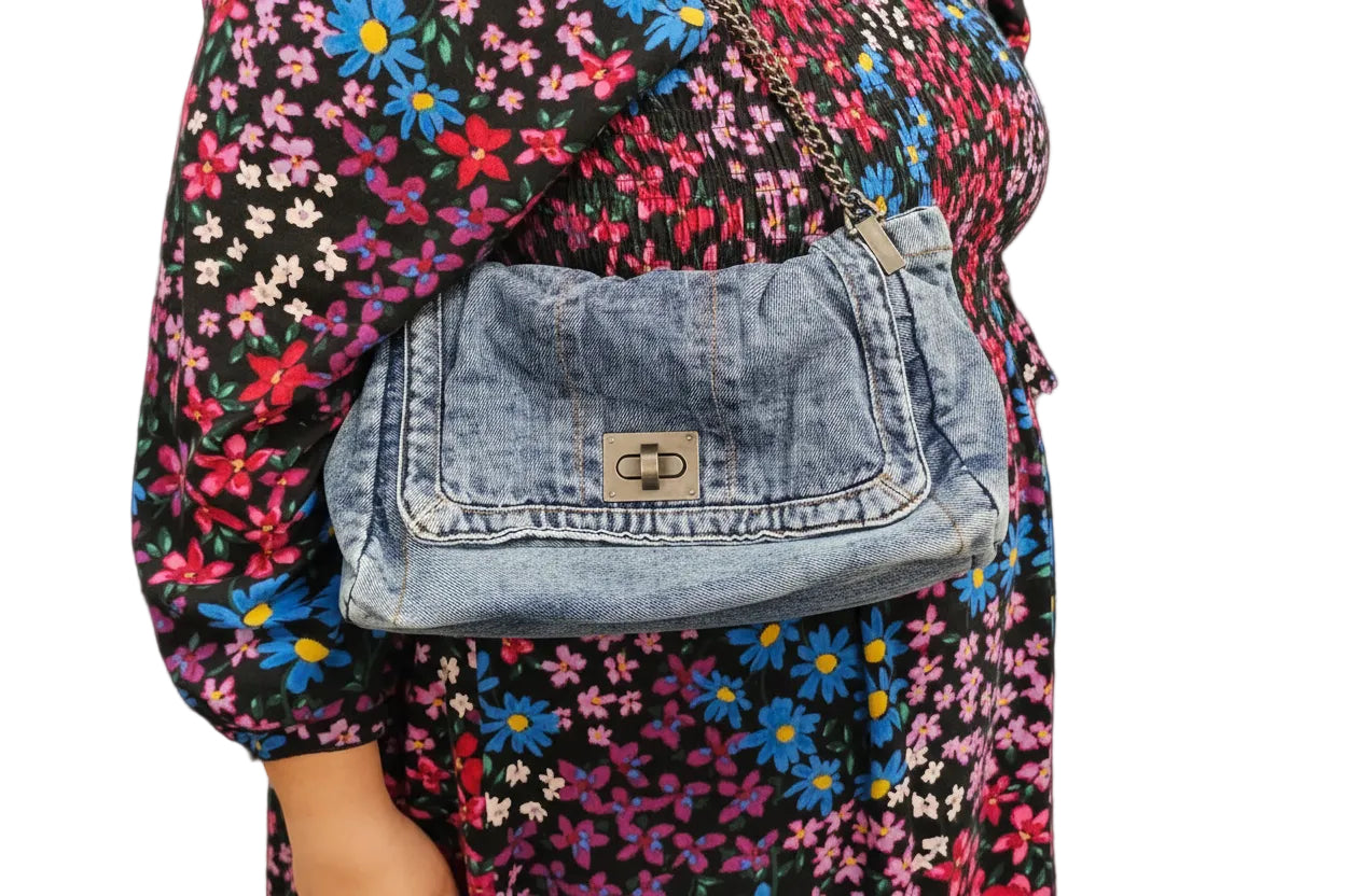 Cartera de Jeans con cadena