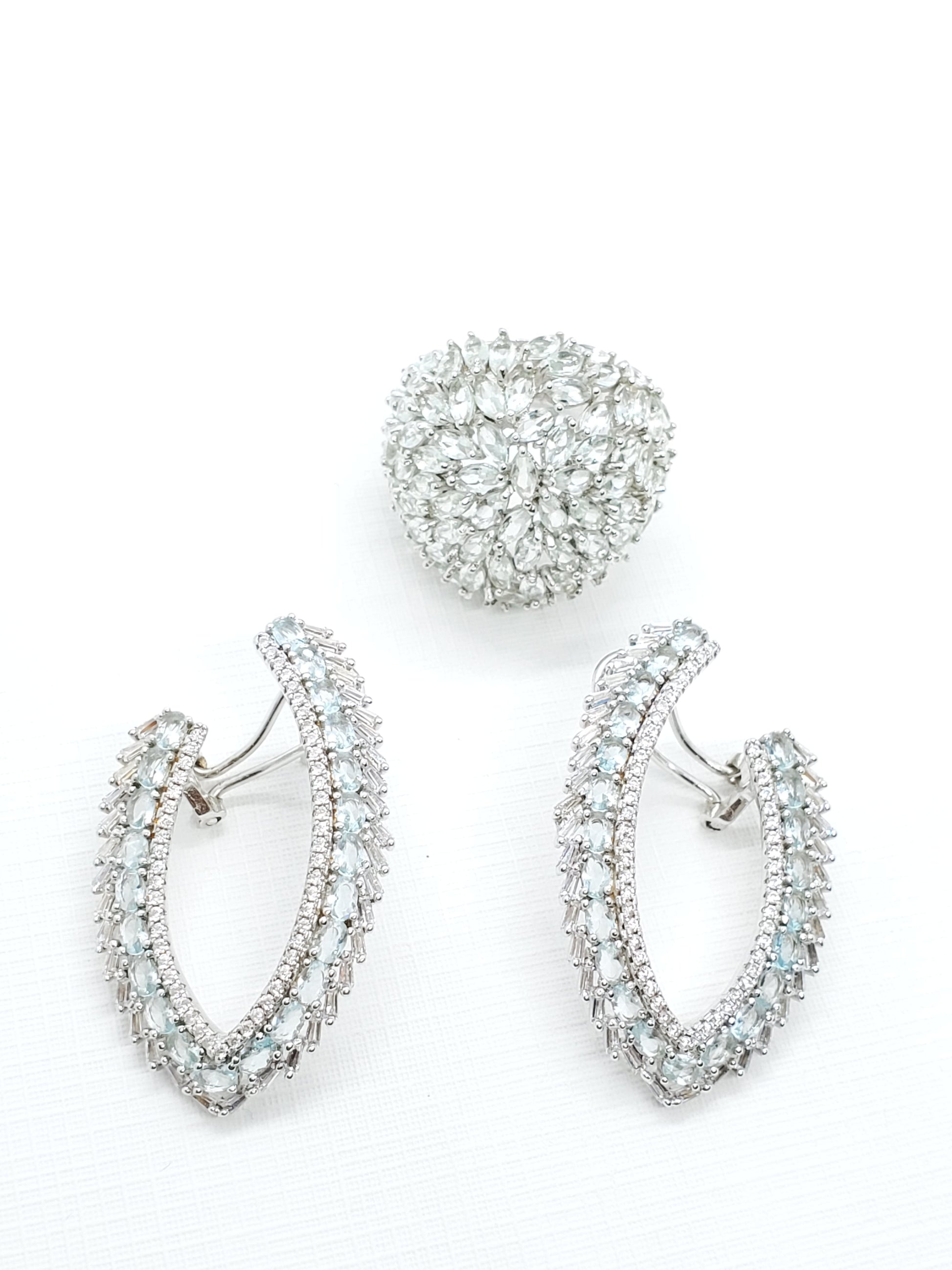 Exquisita joyería, para elevar tu estilo! , sisters jewelry, Just $2400.00! ShopSet aritos y anillo zircones aquamarina now at Sister'sJewelrySister'sJewelry{TAGS