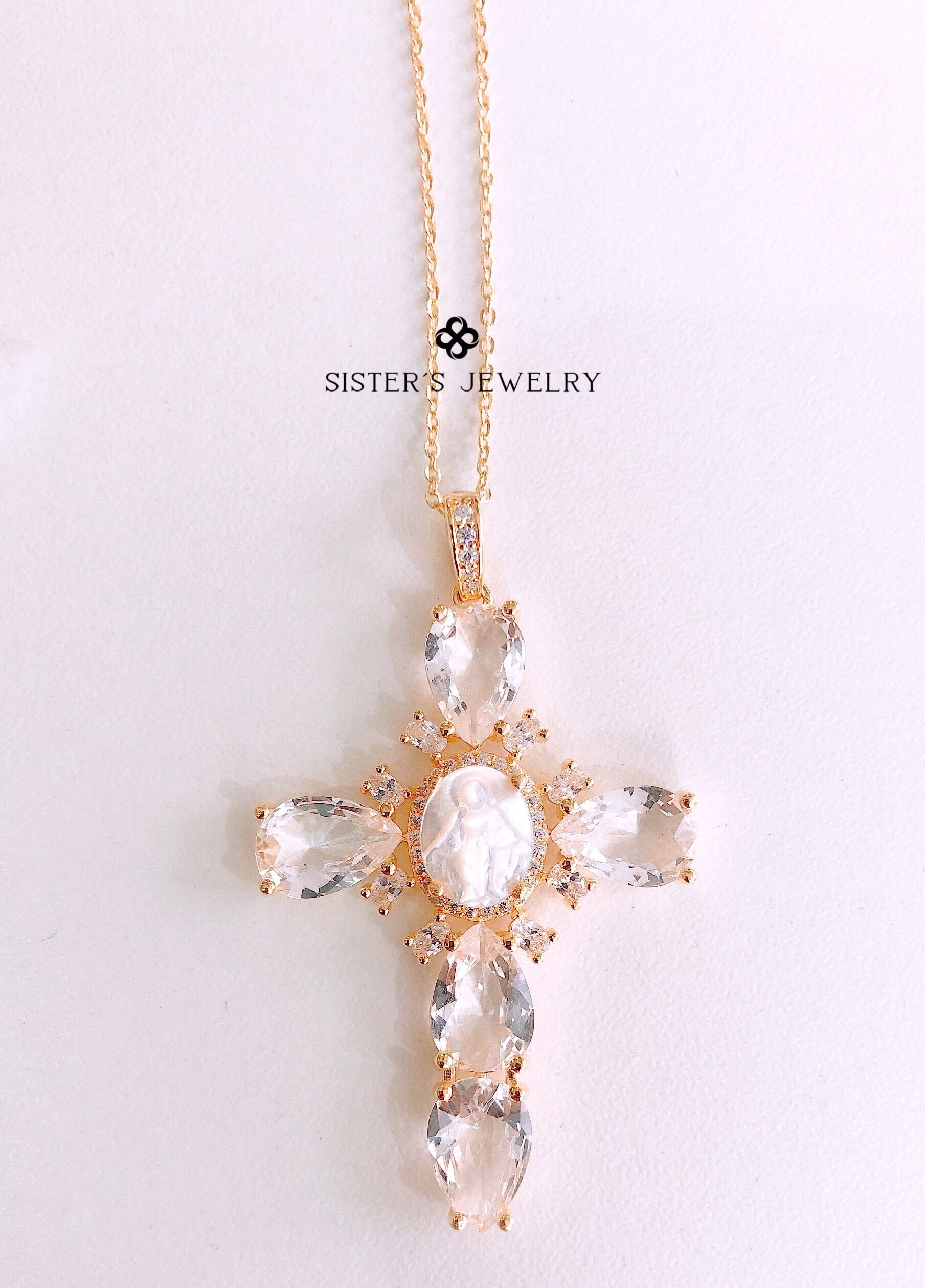 Joyería Fina, para toda ocasión, sisters jewelry, Just $1350.00! ShopCadena con cruz de cristales now at Sister'sJewelrySister'sJewelry{TAGS
