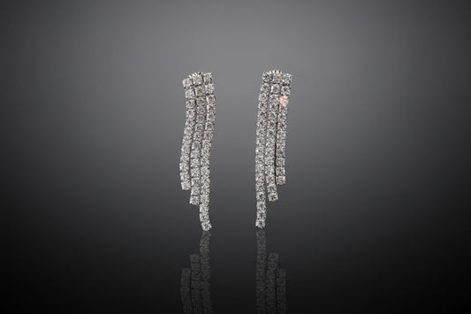 Joyería Fina, para toda ocasión } from {sisters jewelry} - Just $1200.00! ShopAritos largos de zircones now at Sister'sJewelrySister'sJewelryAritos