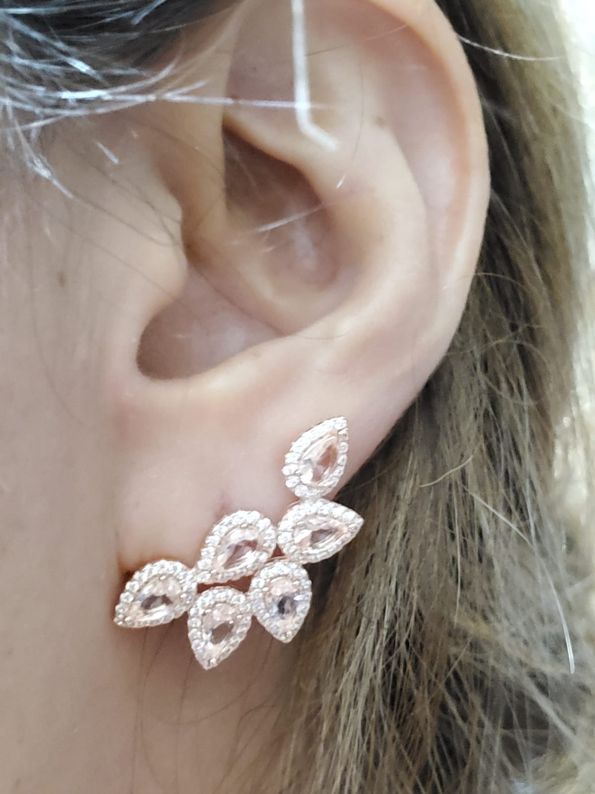 Exquisita joyería, para elevar tu estilo! , sisters jewelry, Just $1200.00! ShopAritos hojas de colores now at Sister'sJewelrySister'sJewelry{TAGS