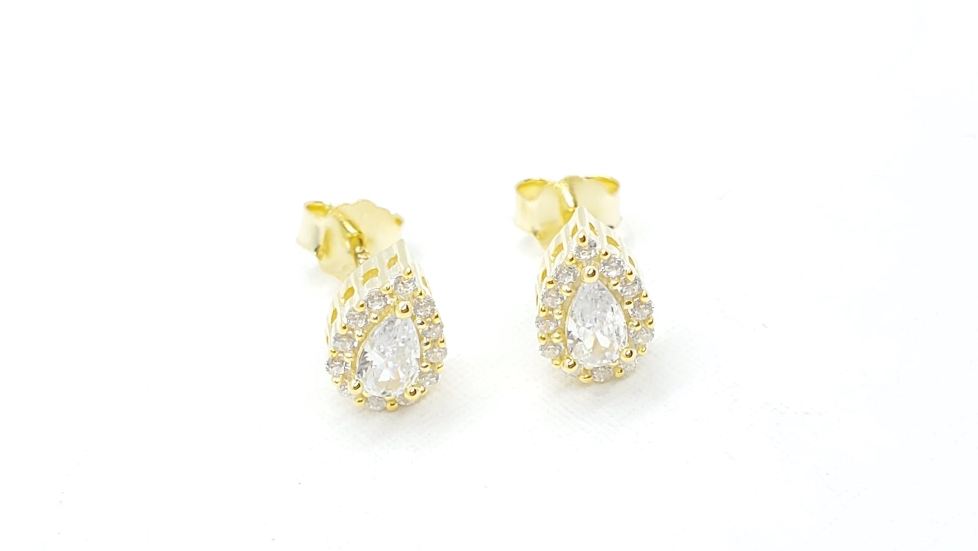 Exquisita joyería, para elevar tu estilo! , sisters jewelry, Just $420.00! ShopAritos de gotita now at Sister'sJewelrySister'sJewelry{TAGS