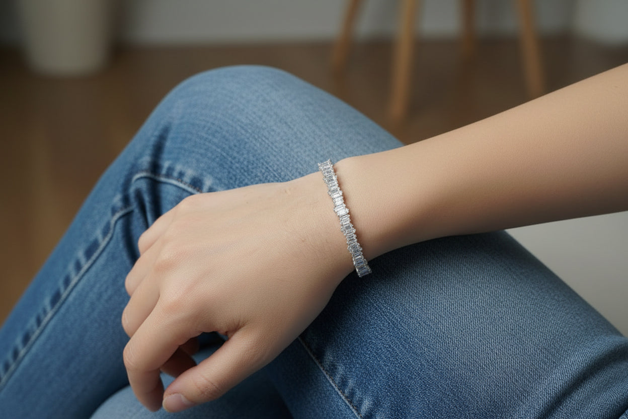 Exquisita joyería, para elevar tu estilo! , sisters jewelry, Just $1200.00! ShopPulsera  Zircones Baguette now at Sister'sJewelrySister'sJewelry{TAGS