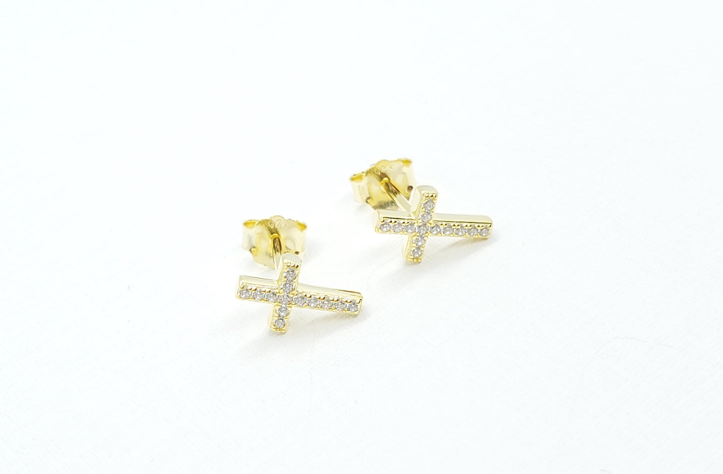 Joyería Fina, para toda ocasión } from {sisters jewelry} - Just $420.00! ShopMini cruces now at Sister'sJewelrySister'sJewelryAritos